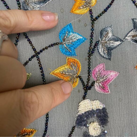 Vintage L heavily embroidered and beaded skirt set sage green floral motif - Picture 5 of 12